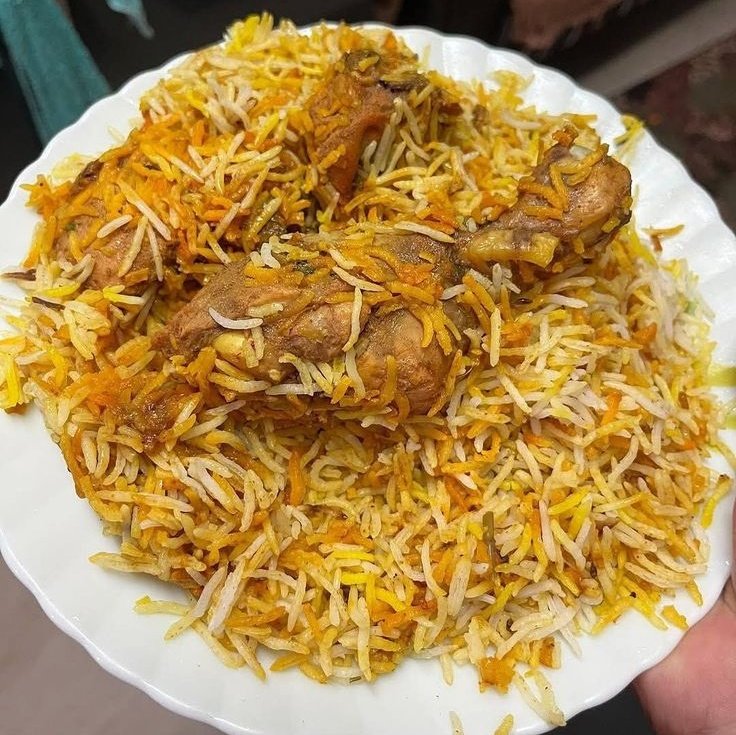 𝘛𝘳𝘪𝘴𝘩𝘢 ♡ tweet media