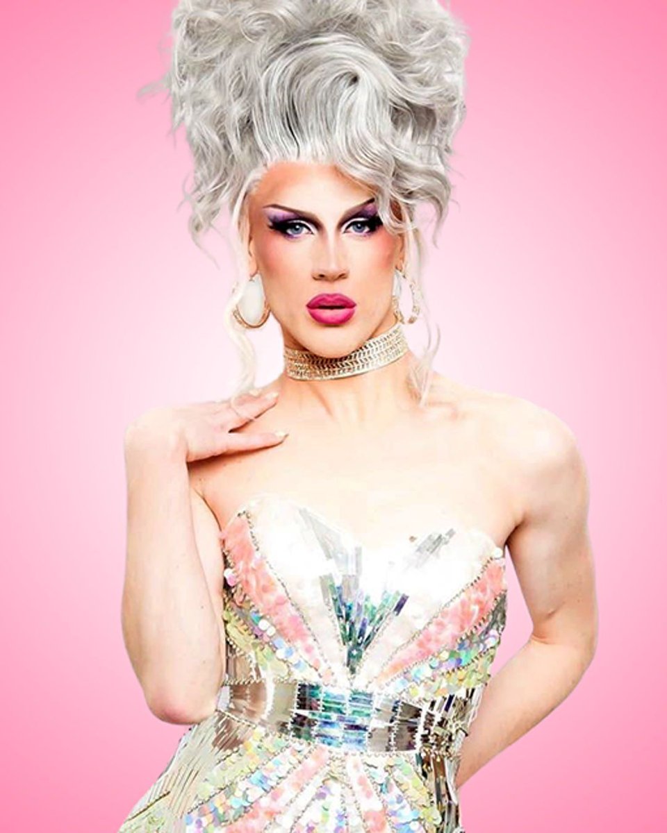 Experience the excitement of DRAG BINGO at @eastsbondijunction, hosted by @fairahnuff on Saturday, June 6! 🎉 Win $500 in prizes! Secure your seat now at eastsbondijunction.com.au 💖

#sydneydragqueen #dragbingobondi #whatsonbondi #bondimums #bondilife