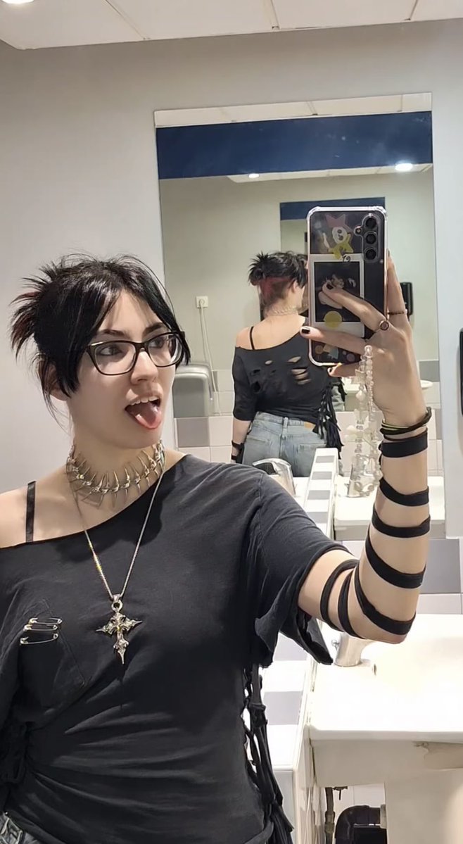 CumTrib's_FR tweet media