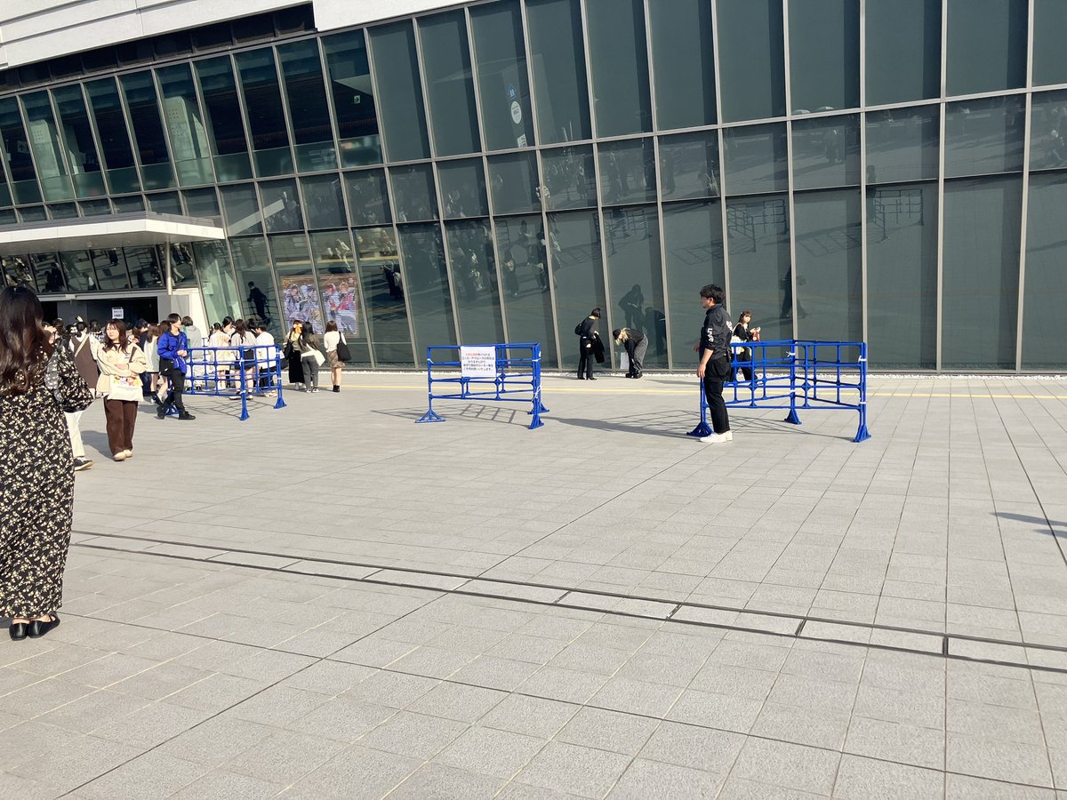 smtk_____612's tweet photo. @glassF__ エレベーターの裏におります https://t.co/amGgabpkEB
