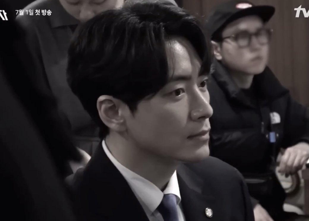 mil_banni's tweet photo. 이준혁 얼굴 https://t.co/XOJ4OBJRWG