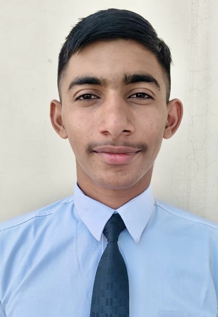 MahadevBalali's tweet photo. साहिल, पुत्र श्री अनूप सिंह श्योराण को NDA (लेफ्टिनेंट) में चयन पर हार्दिक बधाई। 

आपकी कड़ी मेहनत और समर्पण ने न सिर्फ परिवार बल्कि पूरे गांव गोपी व बाढडा क्षेत्र का गौरव बढ़ाया है। 

देश सेवा में आपके उज्जवल भविष्य के लिए ढेरों शुभकामनाएँ। 🇮🇳

#NDA #IndianArmy https://t.co/4CQmqXBofE