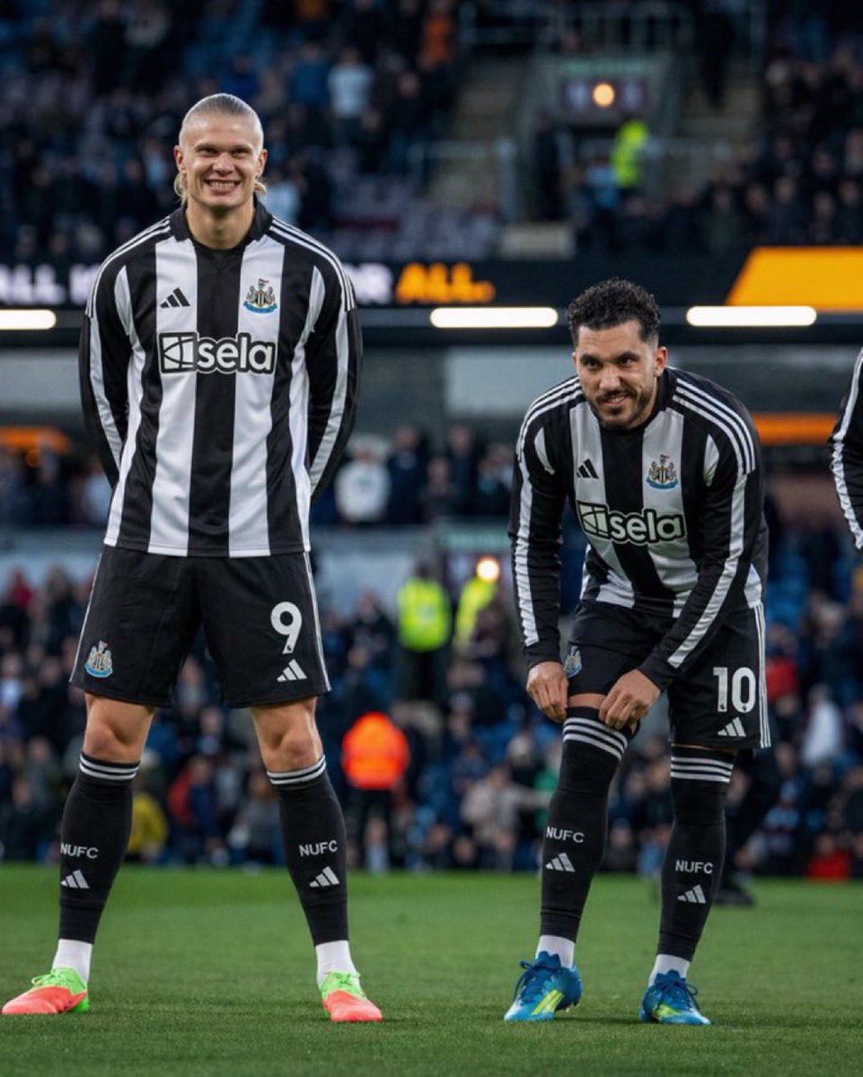 Elvis Tunde tweet media