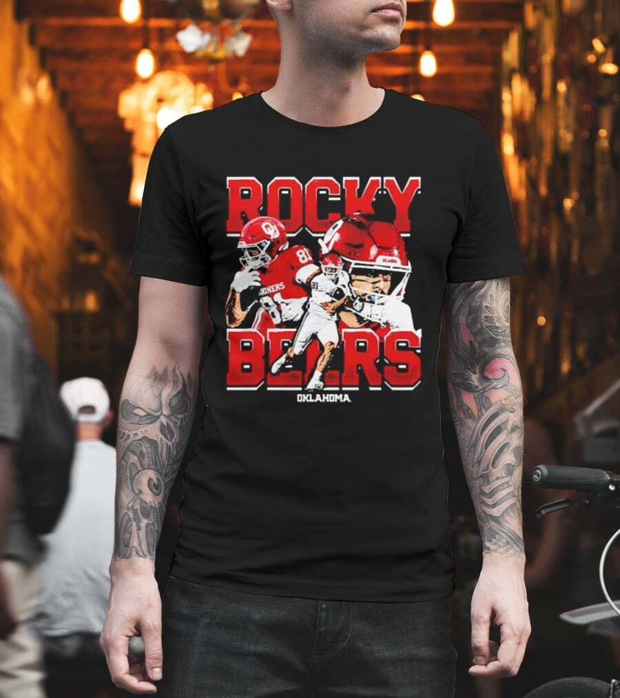 PagTee's tweet image. What’s the take here?: What’s the take here? This Rocky Beers Oklahoma Sooners Football Collage T-Shirt brings back so many game day memories! 🏈 The players and helmets really capture the spirit of NCAA football. pagtee.com/product/t-shir…

#OklahomaSooners #NCAAFootball