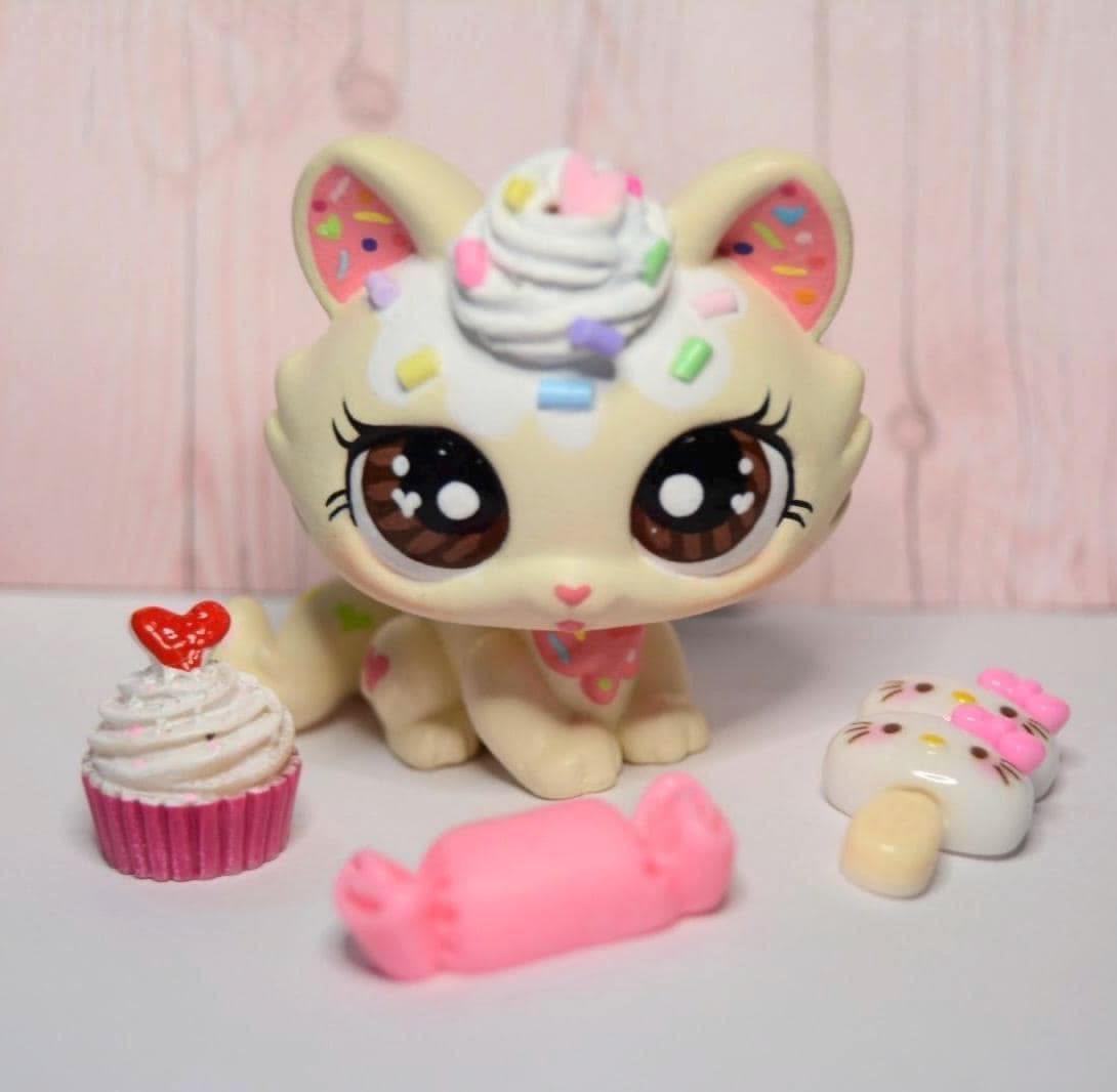 cupcake tweet media