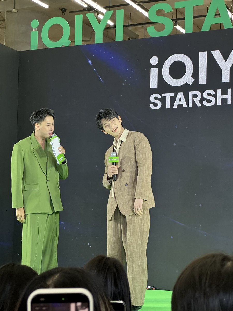sora_llei's tweet photo. 😭😭😭😭😭😭😭😭😭

#เฉิงเหล่ย #Chenglei
#iQIYIStarshipChengLei https://t.co/w533pKKaic
