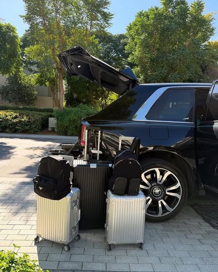 urgirlvibe_'s tweet photo. being financial able to afford everything I want is a big flex https://t.co/lMsMqP8tmp