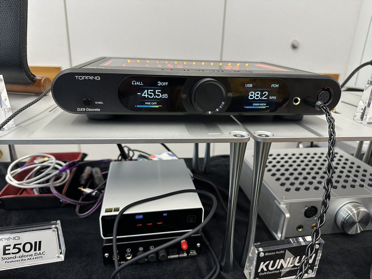 jive9821's tweet image. TOPPING DX9 Discrete。若干明るめの空間表現だが、雰囲気はなかなか良い。今回は上流がCayin N6iiなので、これをもう少し上質なものにすることでより真価を発揮するかも。#ヘッドフォン祭 #TOPPING