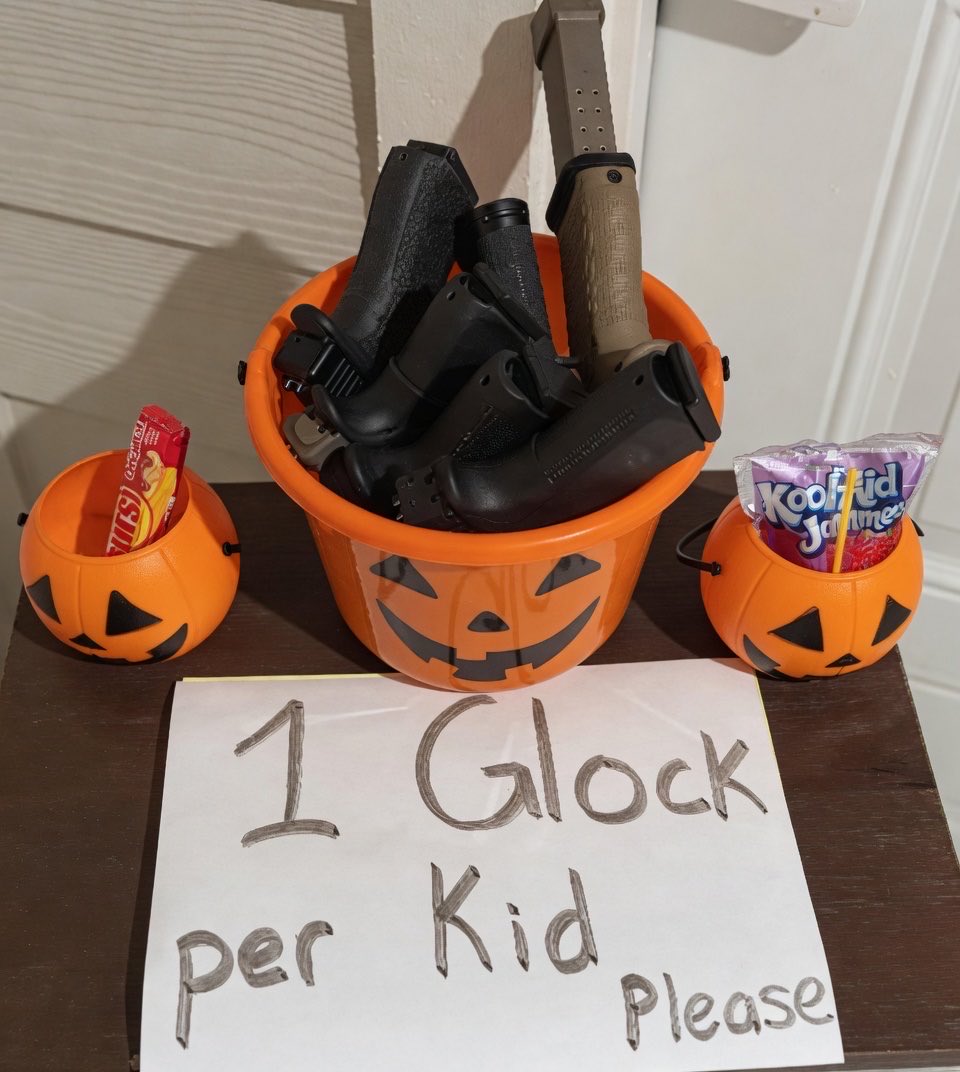 Guysloveguns's tweet photo. This better not be a trick https://t.co/mmG3klqVUu