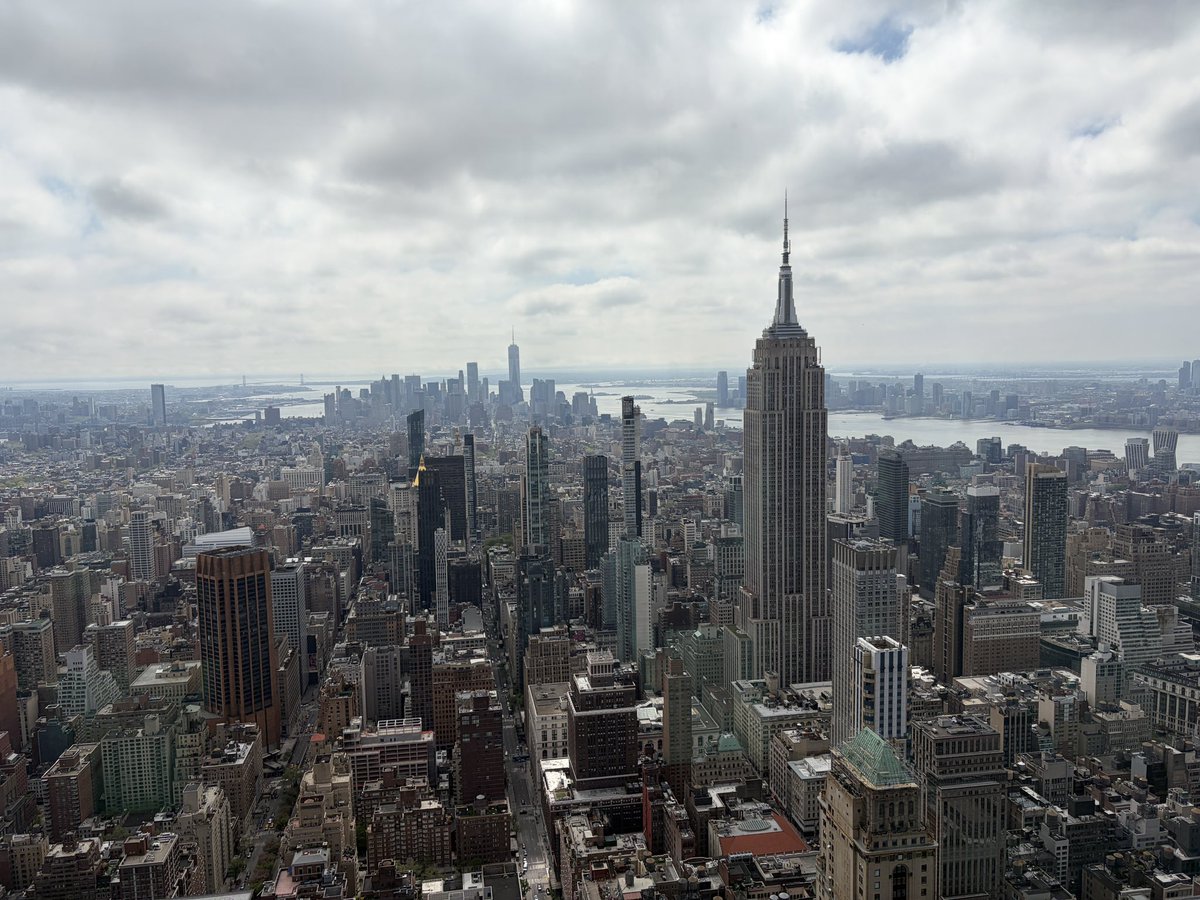 basbaalmans's tweet image. Perfect week in #newyork at @NBA @jpmorgan @Microsoft @dutchconsulateNY #px and many others with @hanze @HanzeIBK @FordhamGSB