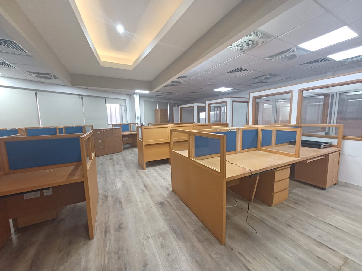 ShehanGunaratne's tweet image. 4500 sqft office near metro in Dubai… but here’s the real question:

Are you ready to scale your business into a space like this?

📍 Al Ghubaiba
🚇 Near Al Ghubaiba Metro Station
#DubaiRealEstate #OfficeSpace #BusinessDubai