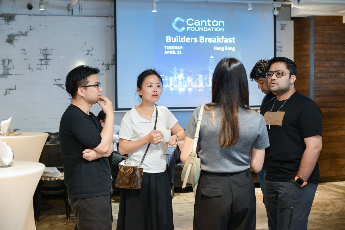 CantonFdn's tweet image. Canton Builders Breakfast at Hong Kong Web3 Festival wrapped up and it was a great one. 🇭🇰

Developers, engineers, and ecosystem partners in one room exploring what it actually takes to build on @CantonNetwork, no panels, no pitches, just focused conversations over coffee on
