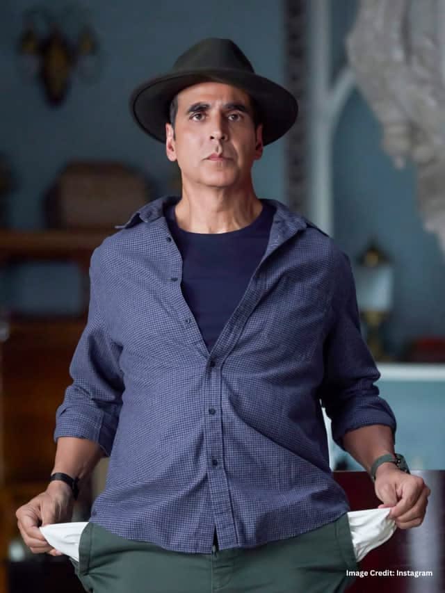 ‘BHOOTH BANGLA’ is on a RAMPAGE at the box office 👻🔥

💥 101.85 Cr NET in just 8 days
💥 Weekend boost incoming…