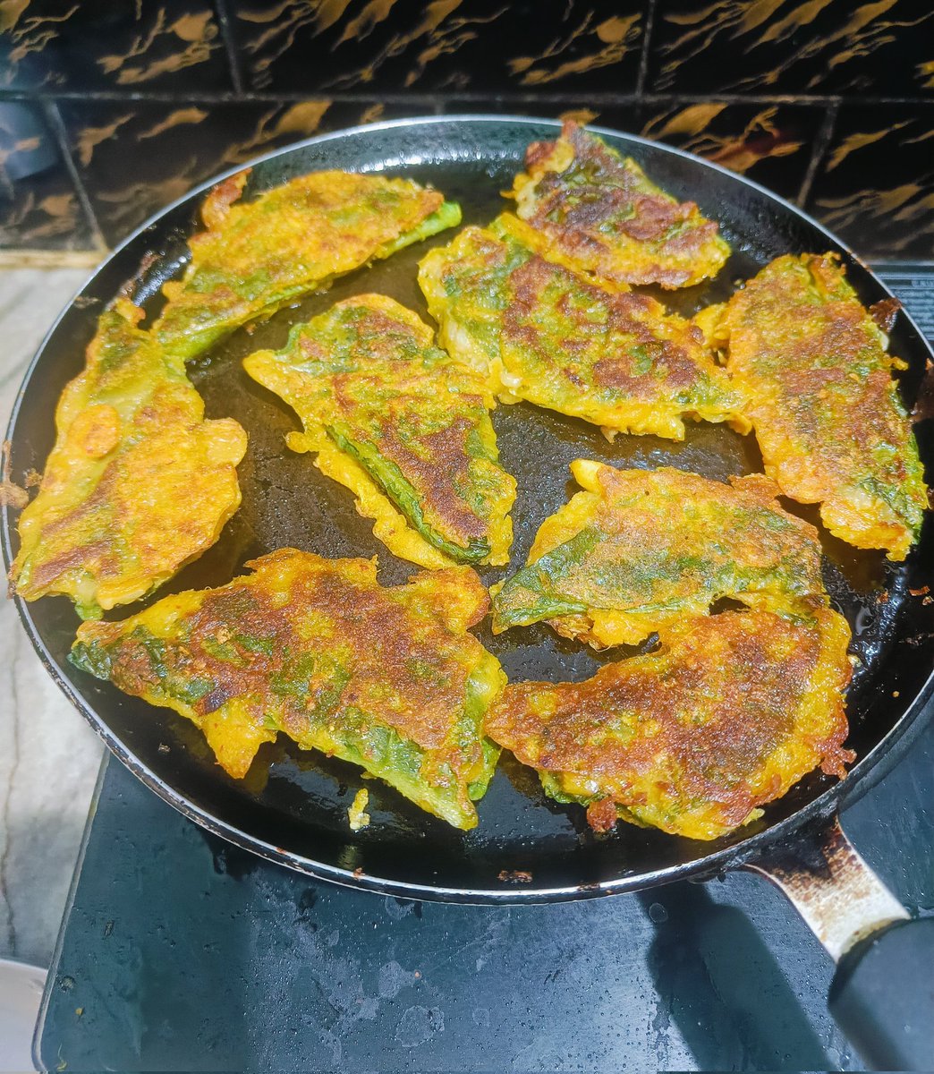 ପଖାଳ ସାଙ୍ଗେ ବହୁତ୍ ଭଲ ଲାଗେ , ଗରମ ଭାତ ସାଙ୍ଗେ  କିଛି ଖରାପ ବି ଲାଗେନି ... ନାଁ କଣ କୁହନ୍ତୁ ତ ଏଇ ଖାଦ୍ୟର ..😊
#ଓଡ଼ିଆଖାଦ୍ୟ
#OdiaFood