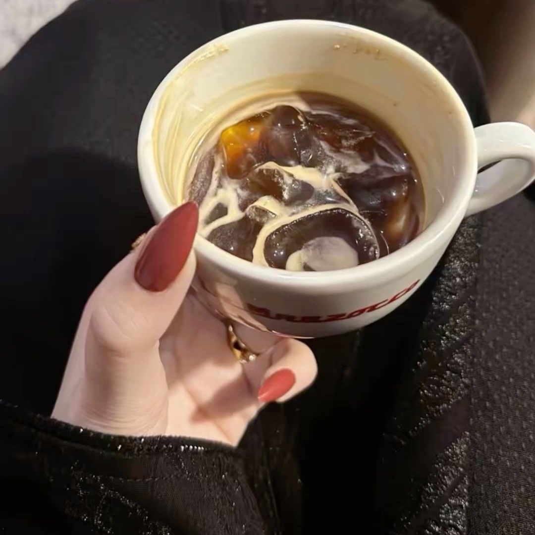 sAmr|سمر tweet media