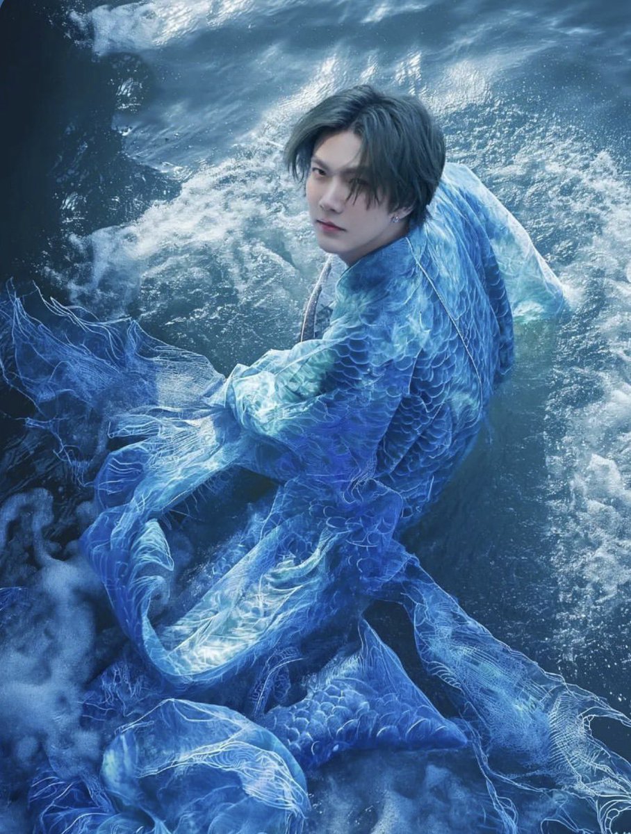 What soap does a merman use to keep themselves this beautiful , I wonder 🤔

SPLASH WITH BUILD SOAP
#LostRosexBuild