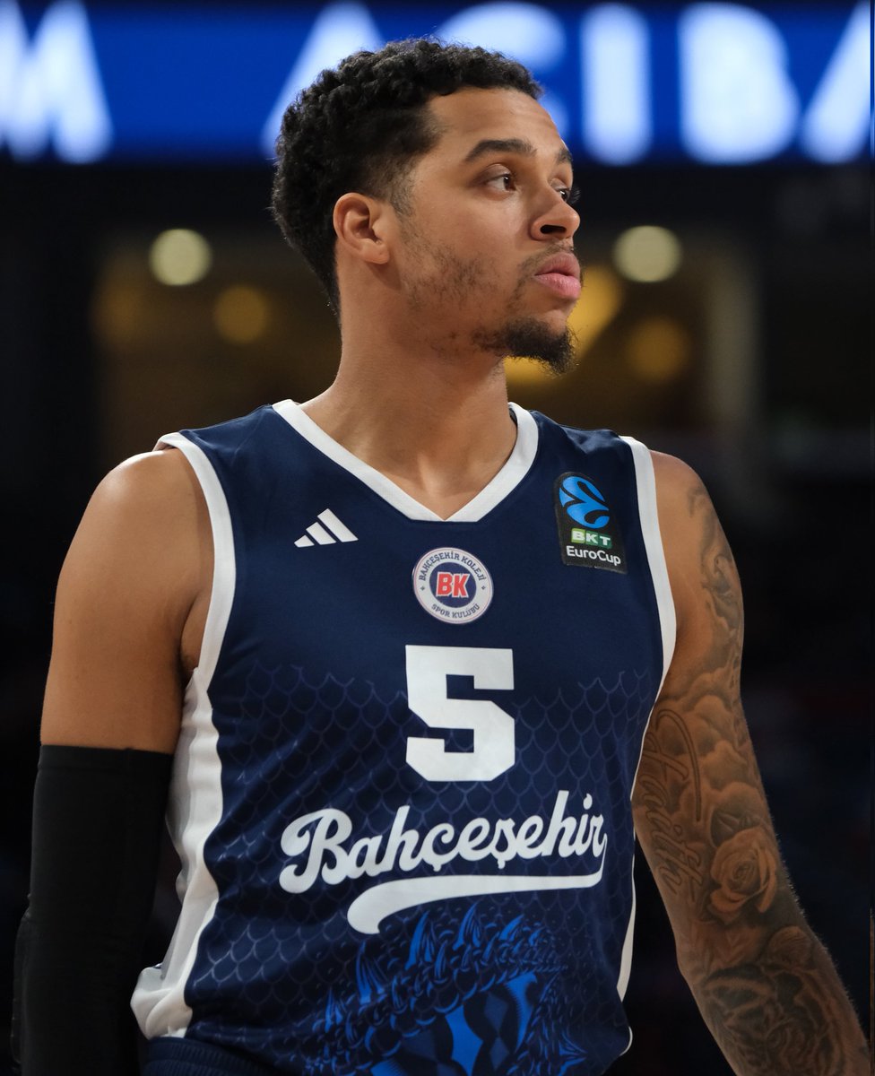 Square Ballers tweet media