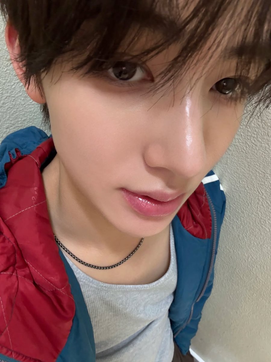 seonghyeon files tweet media