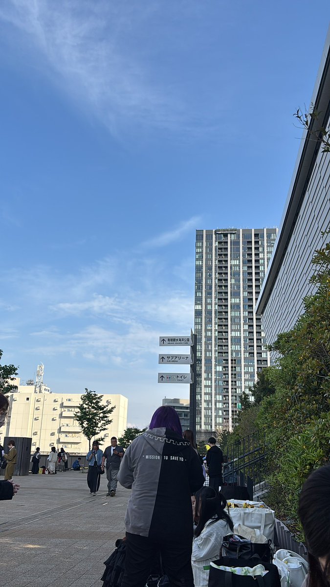 れーあ tweet media