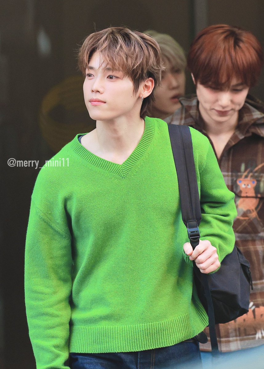 메리メリ tweet media