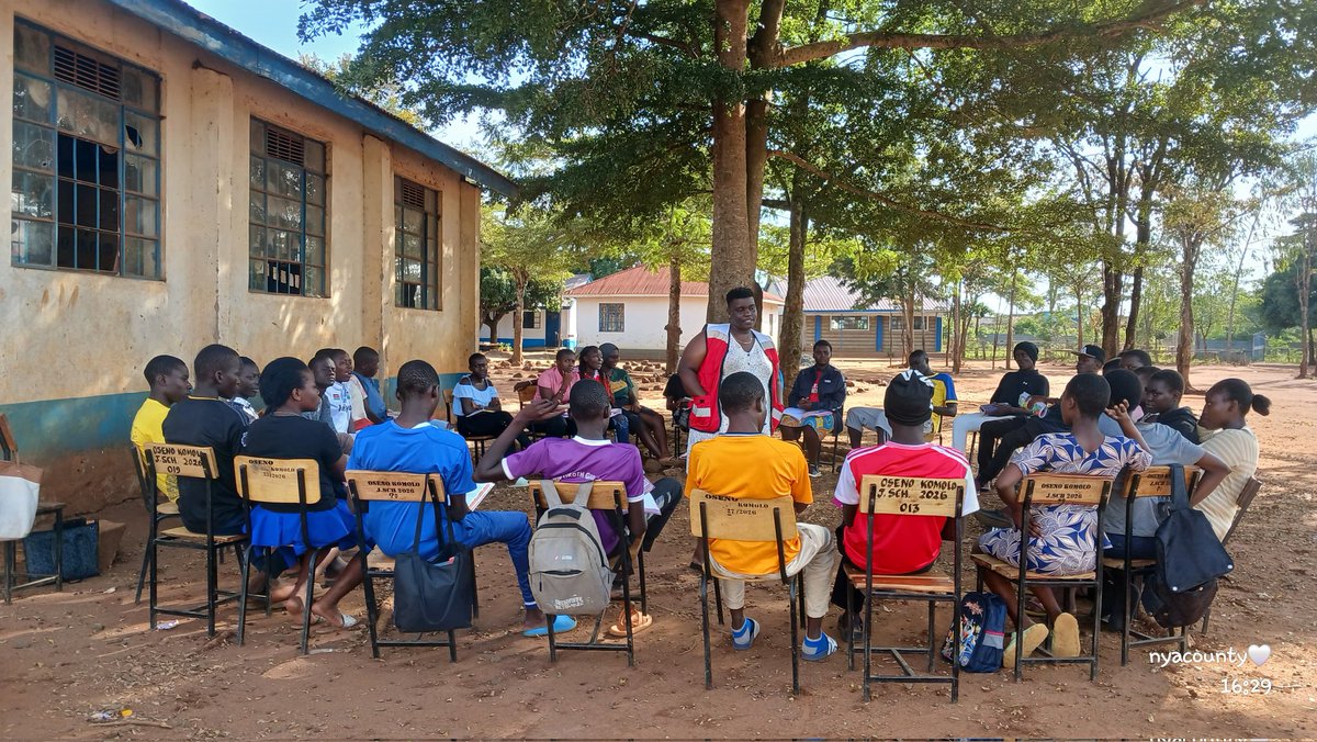 TheGlobcom's tweet photo. April Mentorship session in progress targeting young people during the school holiday with life skills. https://t.co/u3eslQ9oAY