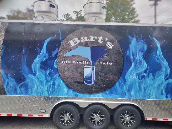 BONS_bbq's tweet photo. @dogwoodblooms Been uniting the state since 2003. The whole state of NC gettin' along in one bottle. Three consecutive state championships can't be wrong... right? And that's just the sauce... https://t.co/scLObbiK0J