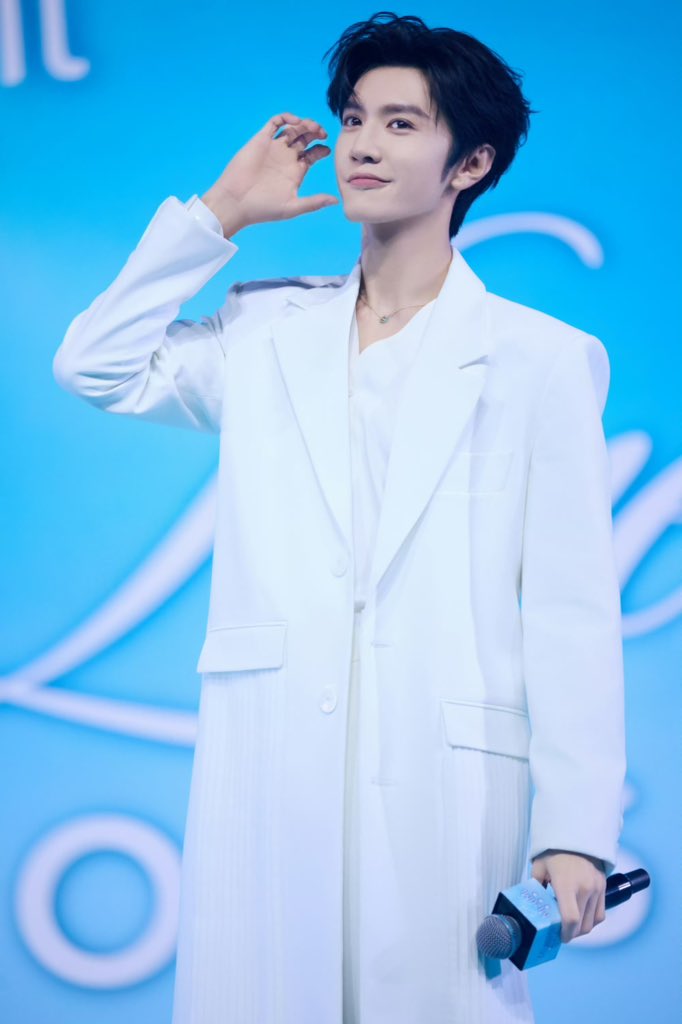 Chen Zheyuan TH (Slow) tweet media