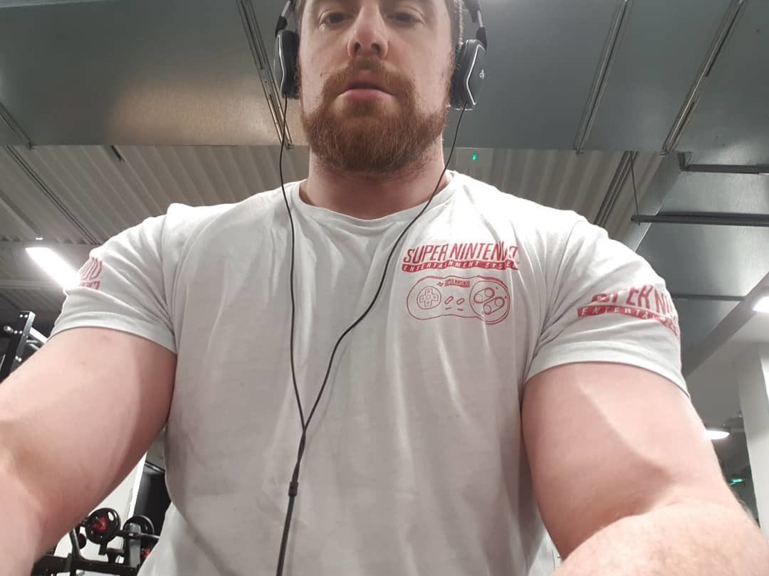 punkseye's tweet photo. his arms . . . https://t.co/XgamQ0PI2F