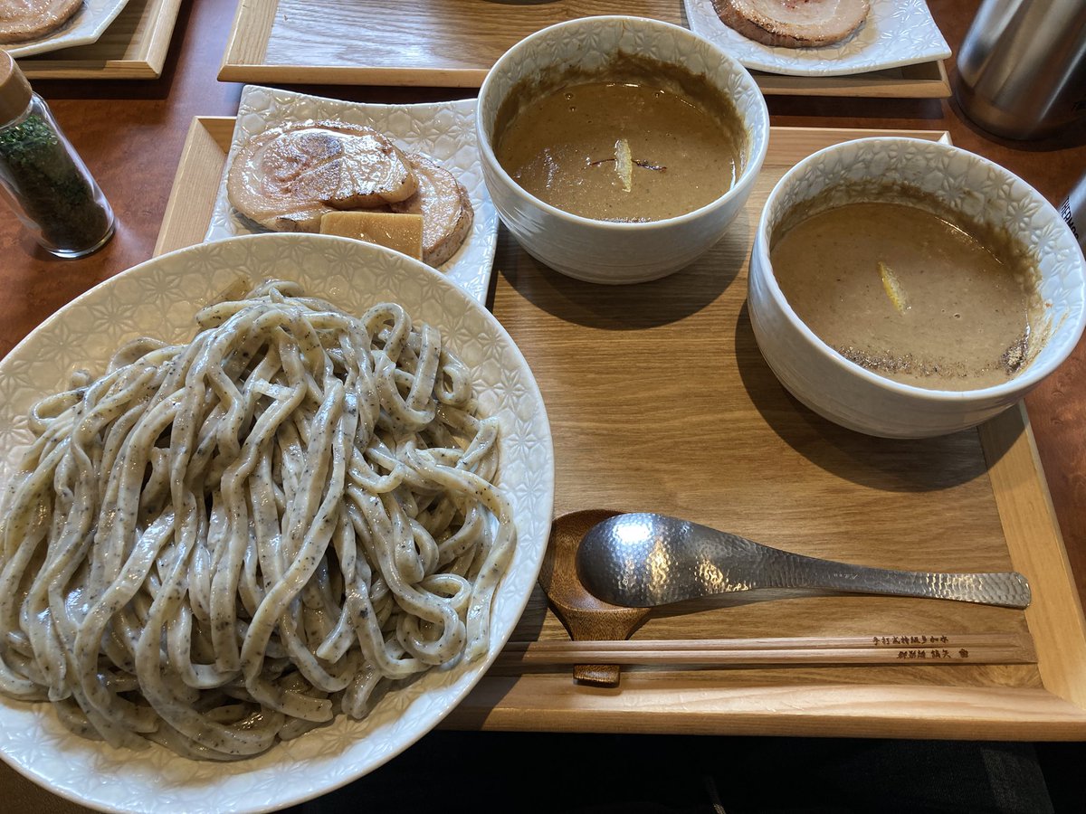 すぐる tweet media