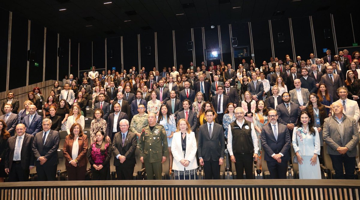 Eunice Rendón tweet media