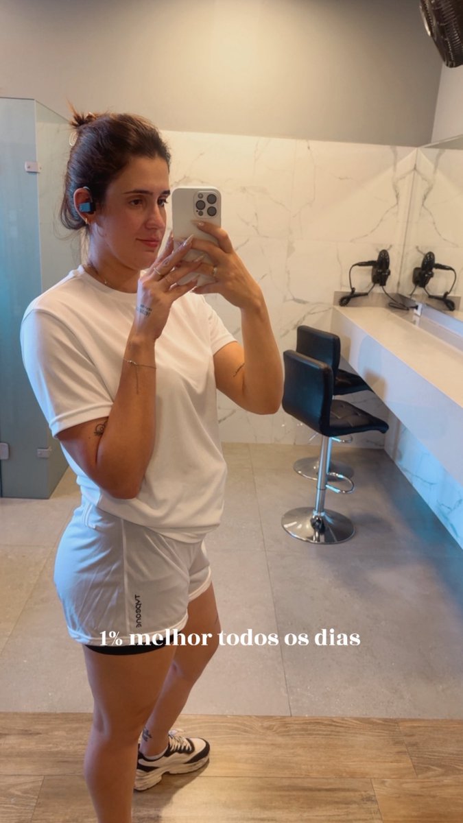 bibsfer's tweet photo. Só pra comemorar 3 meses de constância 🥳♥️🚀 https://t.co/ZwohVxt7Hg