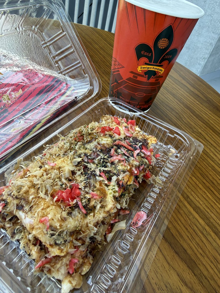 あやの tweet media