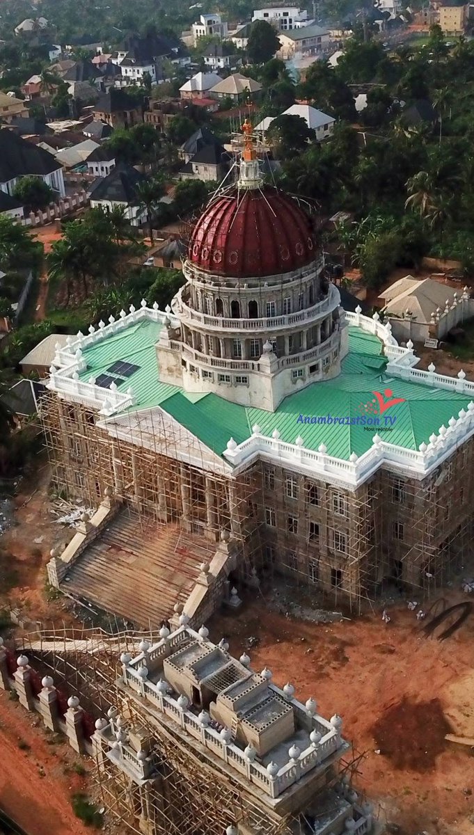JosephOnuorah's tweet image. A castle in Anambra state 🔥

A five-storey castle is currently under construction in Nawfia, located within the Njikoka local government area of Anambra State.

#AnambraIsRising 
#Home