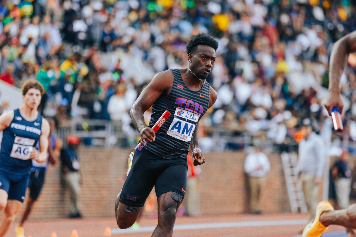 TCUTrackField's tweet image. Evander Thomas, Ronnie Kendrick, Jayden Douglas and Colton Conyers lead the men's 4x400m to a 𝐬𝐞𝐚𝐬𝐨𝐧-𝐛𝐞𝐬𝐭 3:05.50 and a spot in tomorrow's final 👏

#GoFrogs | #NCAATF