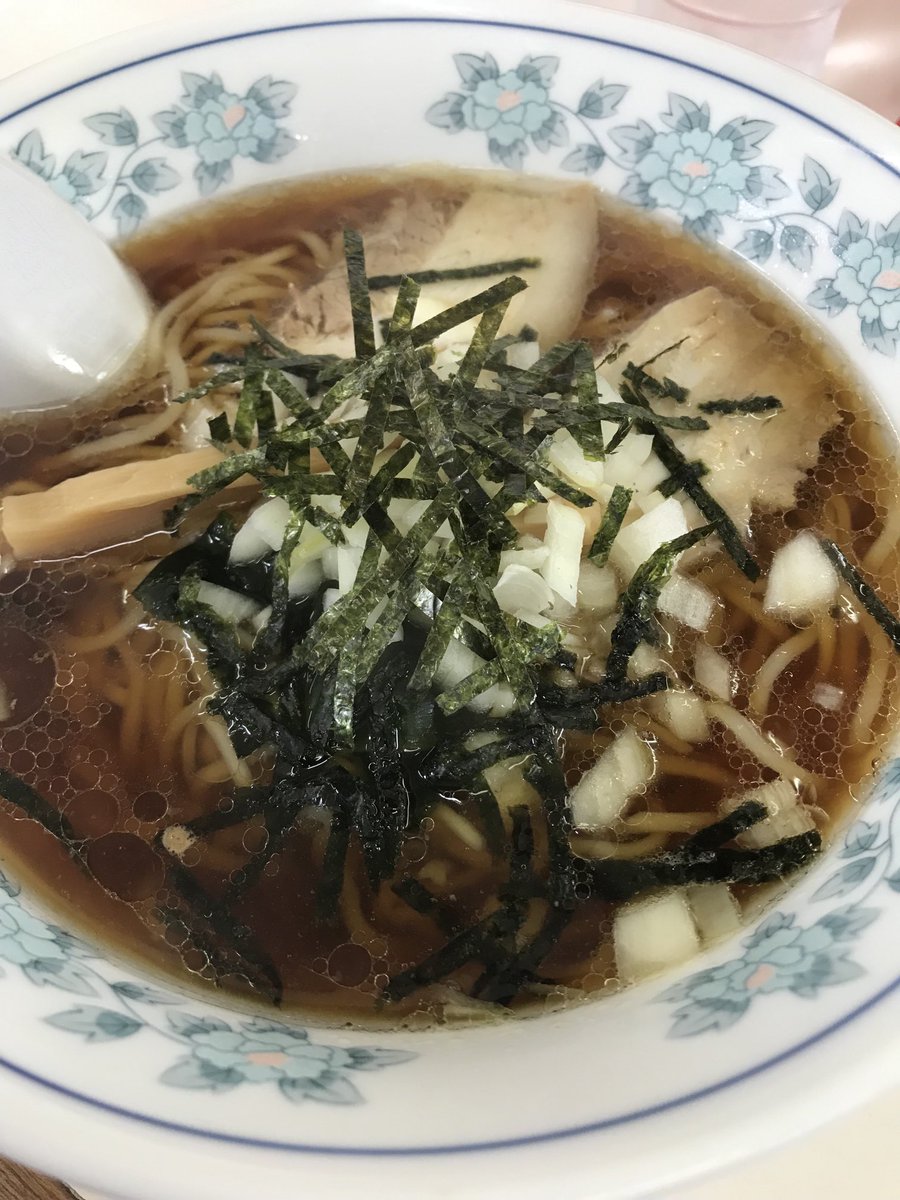 5Mgoemon's tweet photo. ぎょうざ🥟とラーメン🍜
大満足です♪
#ぎょうざ
#ラーメン
#ともちゃん
#ともちゃんラーメン https://t.co/h1GOCKRiHr