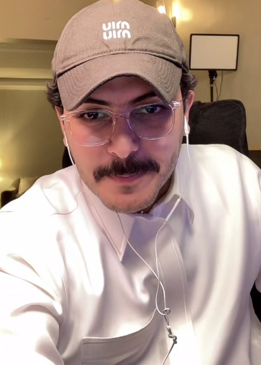رتـيل tweet media