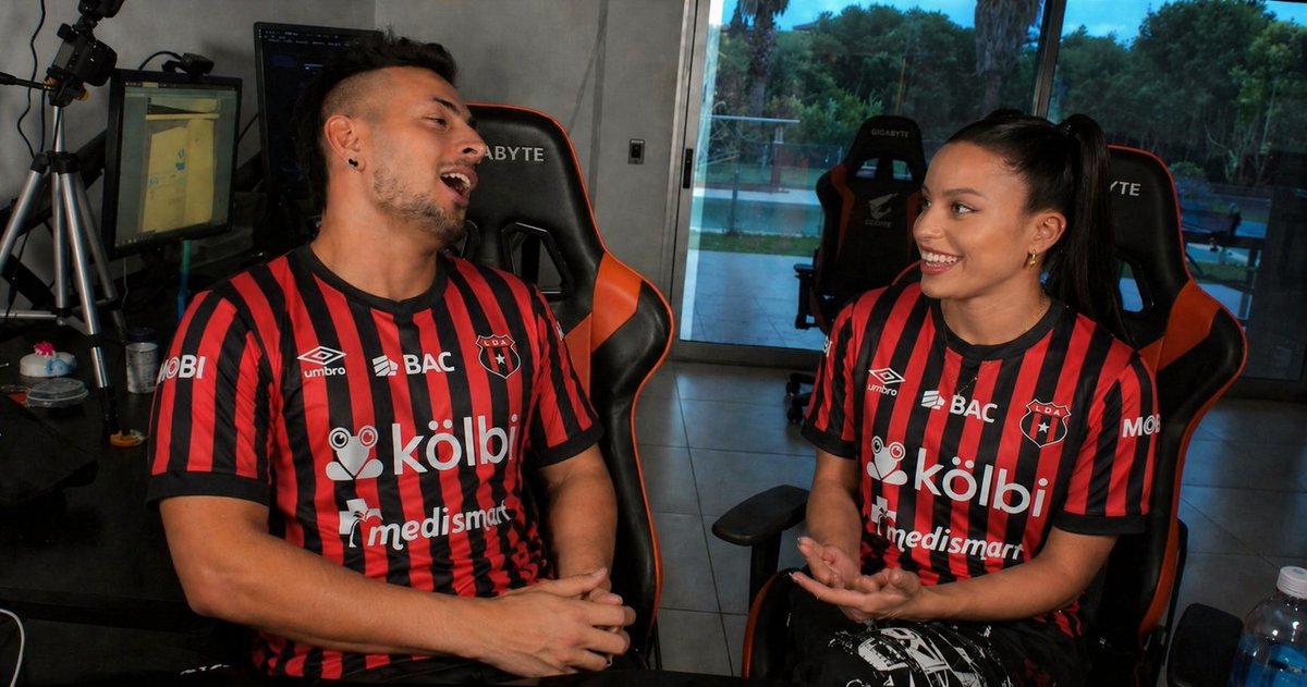 -¿Carevic o el Macho?
-Coito