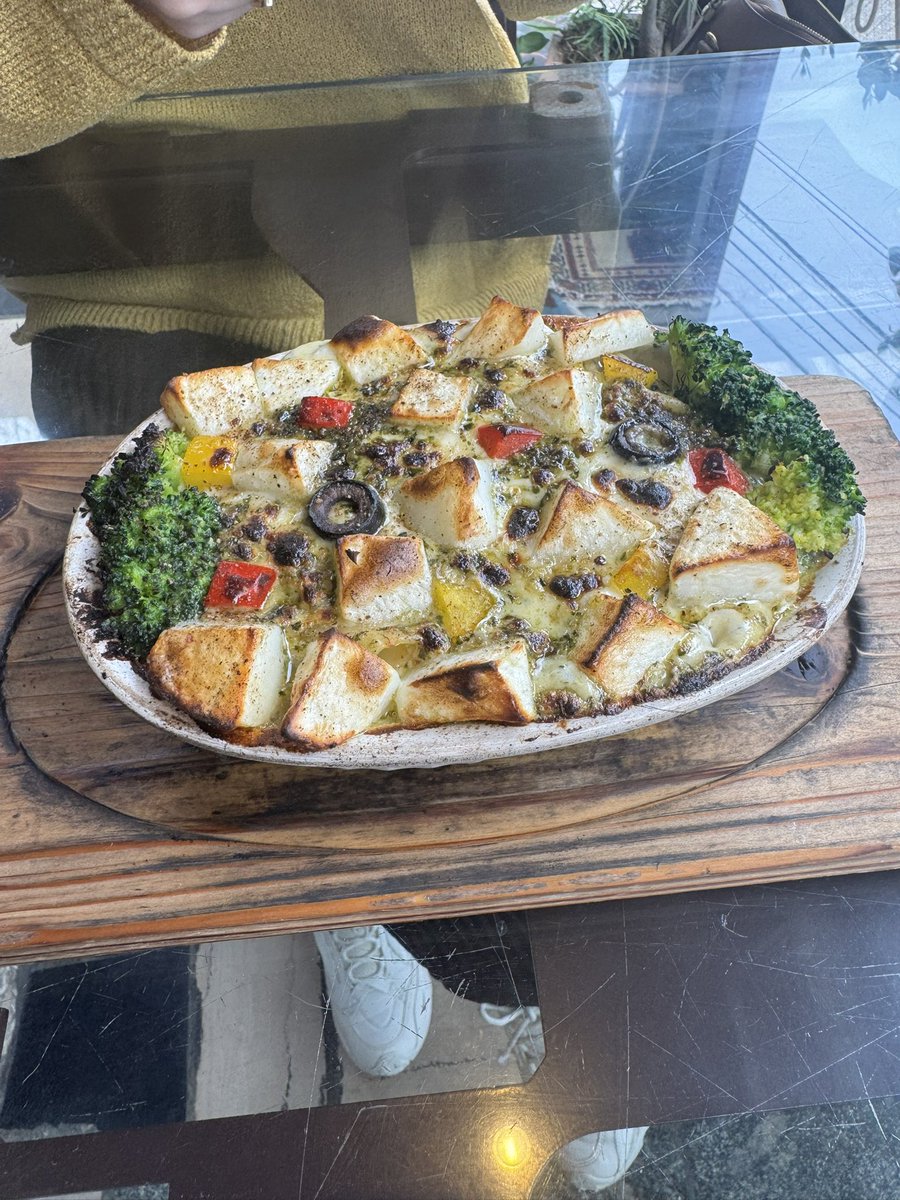 わらさく tweet media