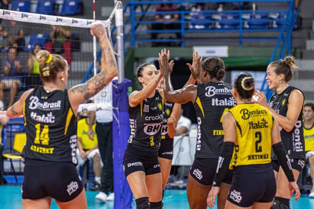 WiniSports's tweet photo. FINAL DEFINIDA NA SUPERLIGA FEMININA🏐

Minas e Praia Clube vão disputar mais uma decisão da Superliga!

O Minas confirmou a vaga após vencer o Osasco, enquanto o Praia passou pelo Sesc Flamengo nas semifinais.

🔰A grande final será no dia 03/05, às 10h, com transmissão da TV Globo e SporTV2