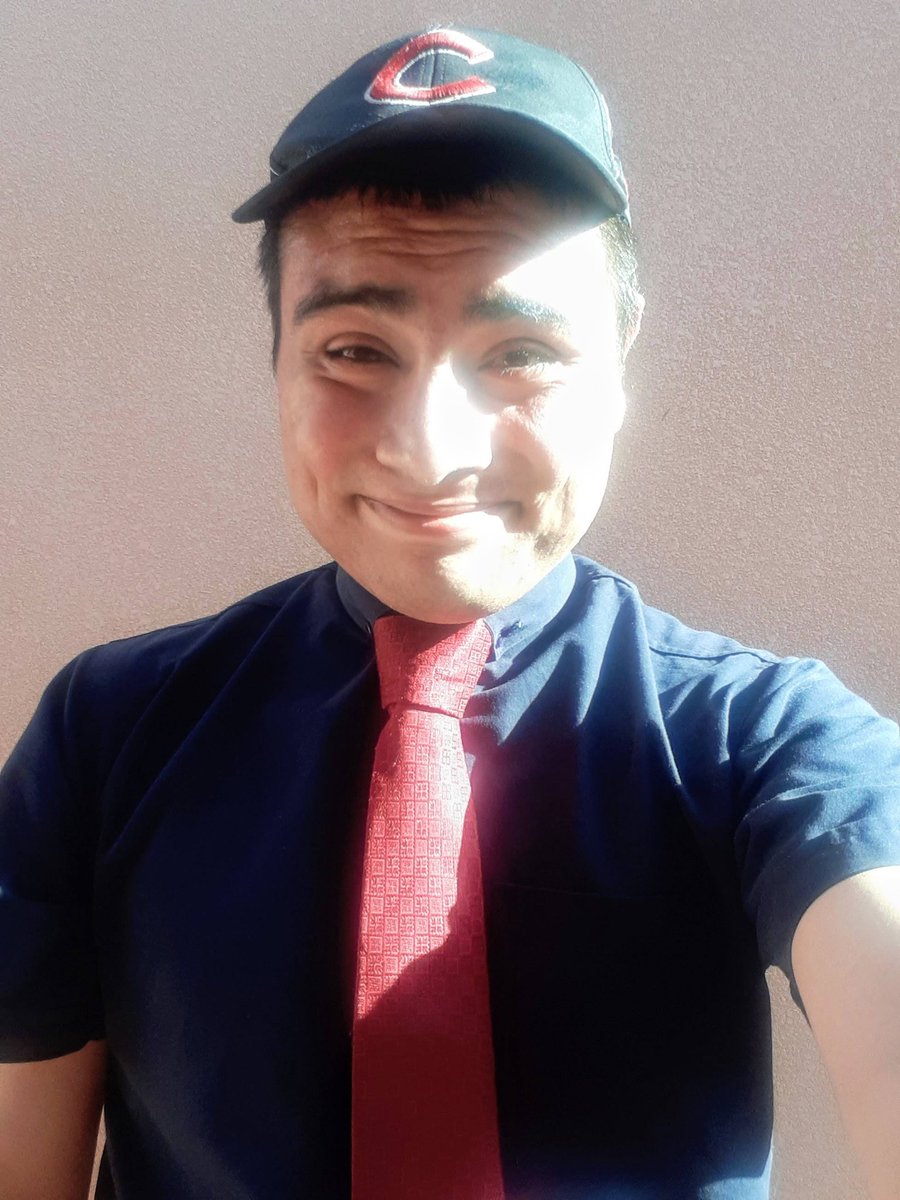 DION_0103's tweet image. Happy Friday, April 24th to everyone! 🙂😊👔

#Dion #DionChicago #HappyFriday