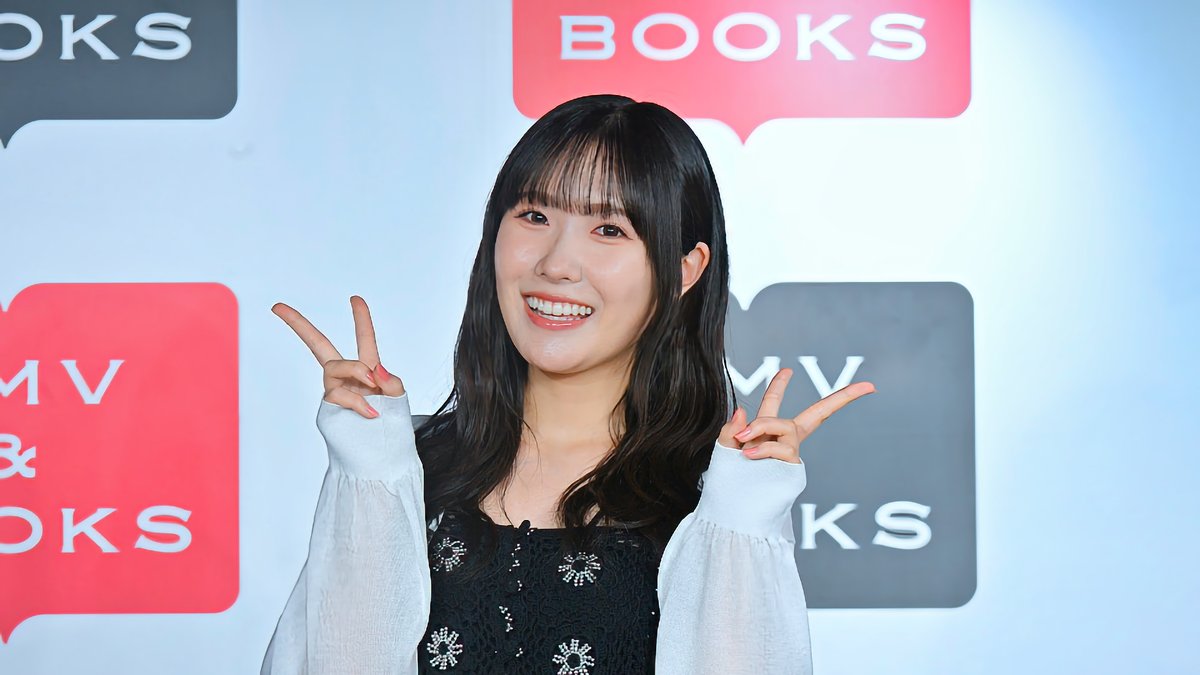 1st_Generation tweet media