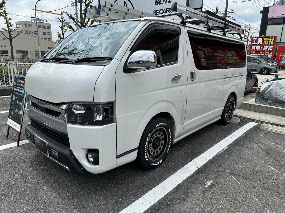 RowenECU's tweet image. 本日5型のお客様ご来店。荷物満載で中央道登っていかないとのご不満あり。
ECU施工での試乗で、荷物載せてないような走りになってるというご感想でした。大満足とのこと。ありがとうございます！

@ROWEN_JAPAN 
@ROWEN_CAR 
#ハイエース
#ECU
