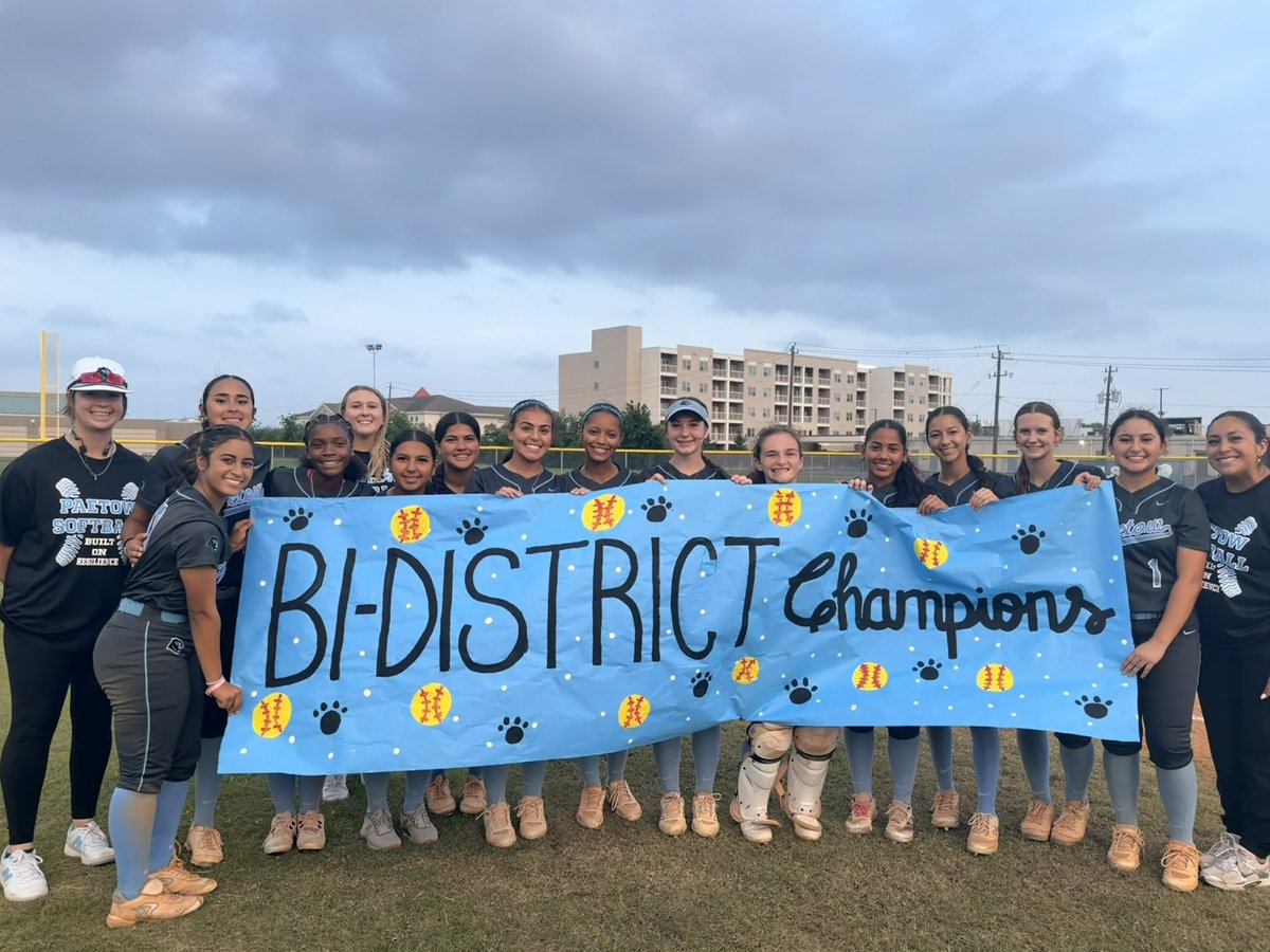 PaetowSoftball's tweet photo. Paetow is on to ROUND 2! Up next is Cy-Fair. More information to come about next week. In the meantime time, we celebrate!! 🥎🩵 #BuiltOnResilience #PaetowUp https://t.co/vobd0iMPaC
