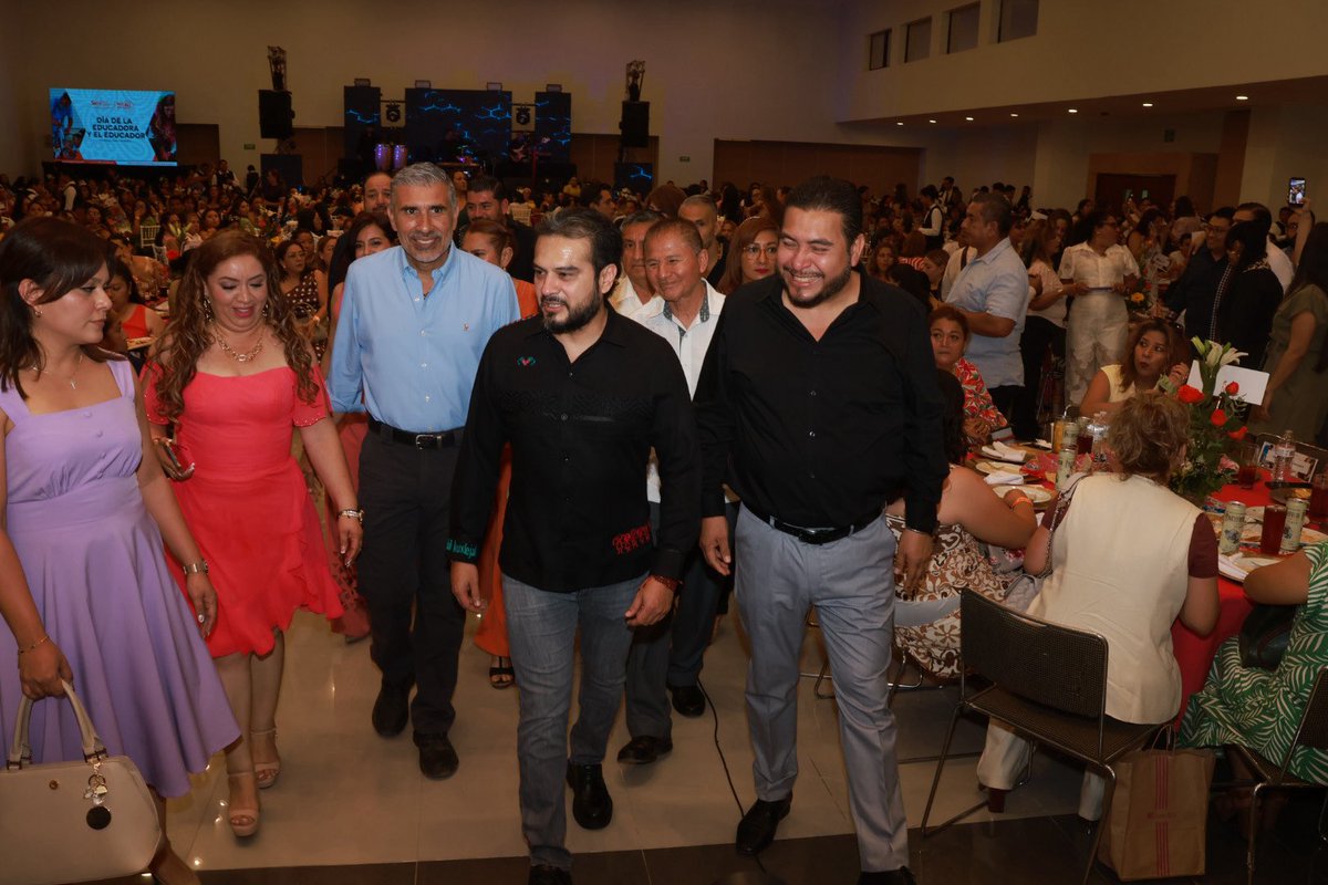 SNTE Sección 40 tweet media