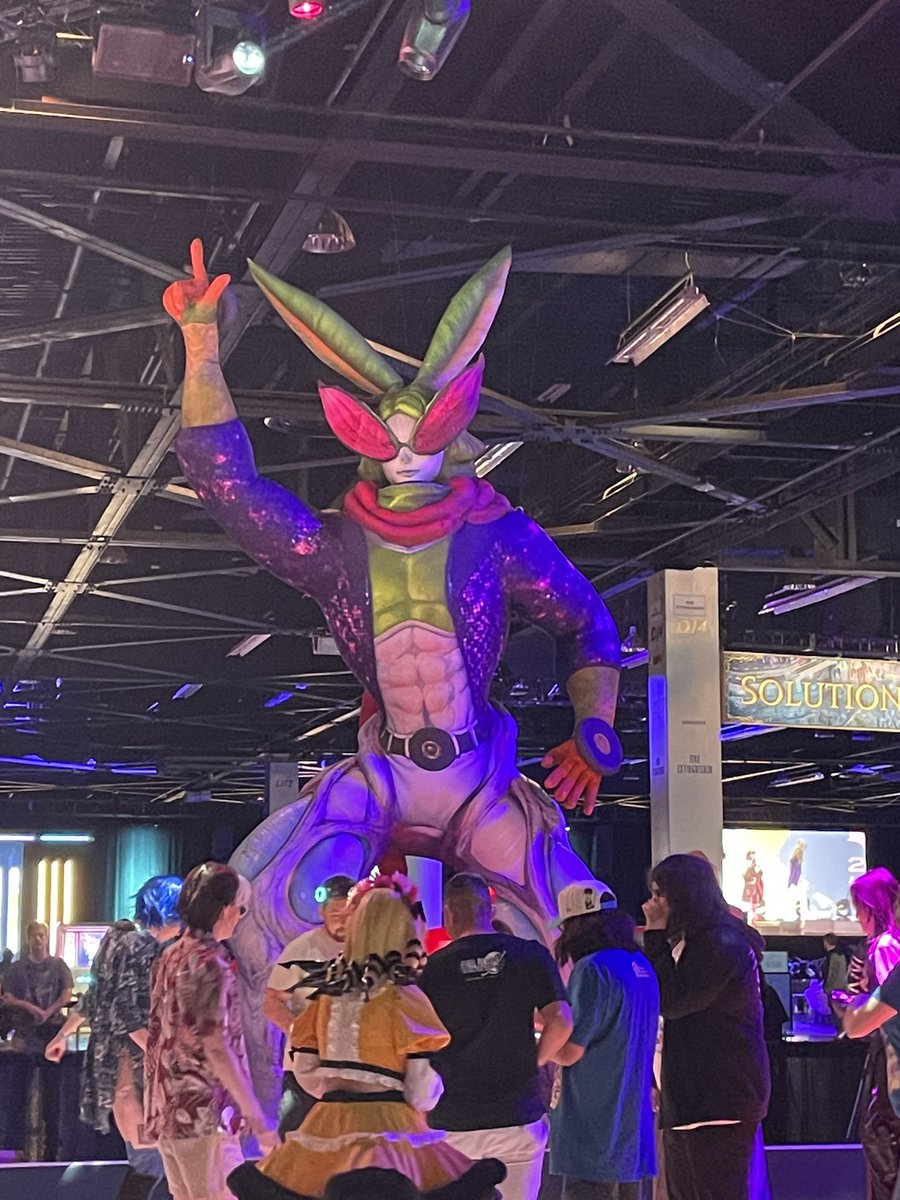 TheCyberZombie's tweet photo. Man what a great first day at #ffxivfanfest
#finalfantasyxiv #fanfest https://t.co/c6bEPU8AdF