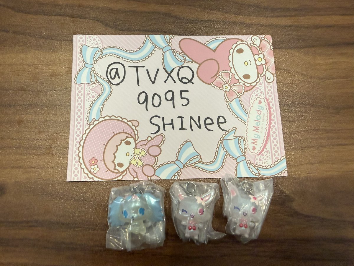 TVXQ9095SHINee's tweet image. サンリオ　ガチャガチャ
パッケージミニチュアコレクション
平成ギャルチャーム
ジュエルペットめじるしアクセサリー

【譲】
画像1枚目、2枚目、3枚目、リプ欄

【求】
ボンボンドロップミニチュアチャーム
どのキャラでも可能

郵送希望
2:1可能です！！

#ハローキティ
#クロミ
#マイメロ
#Jewelpet