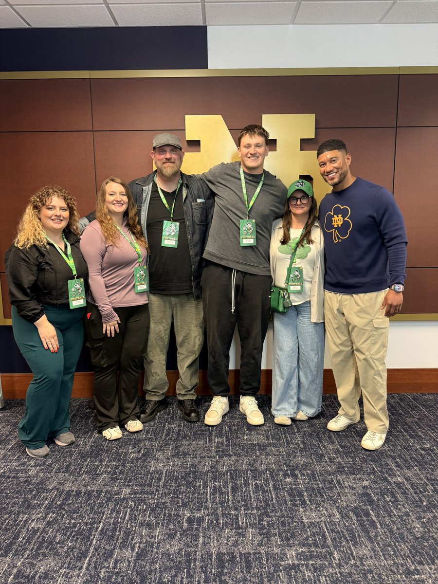 the1lucasilva's tweet photo. Praise the Lord! Had a Great visit to @NDFootball for Spring practice with my entire family.  Appreciate the hospitality!

SPECIAL PLACE!🍀 

@CoachFreemanND @CoachJoeRudolph @CoachDelaney52 @NDFootball @FootballIronton @PendletonTrevon @JarrodPendleton @SilvaSonny https://t.co/i4r1yUiSP2