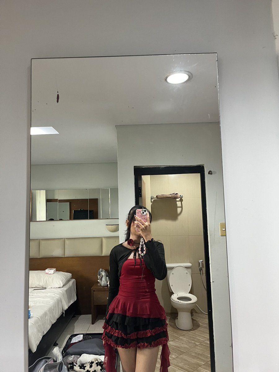 nai ADEK || redi nonton trejo april🔥🔥 tweet media