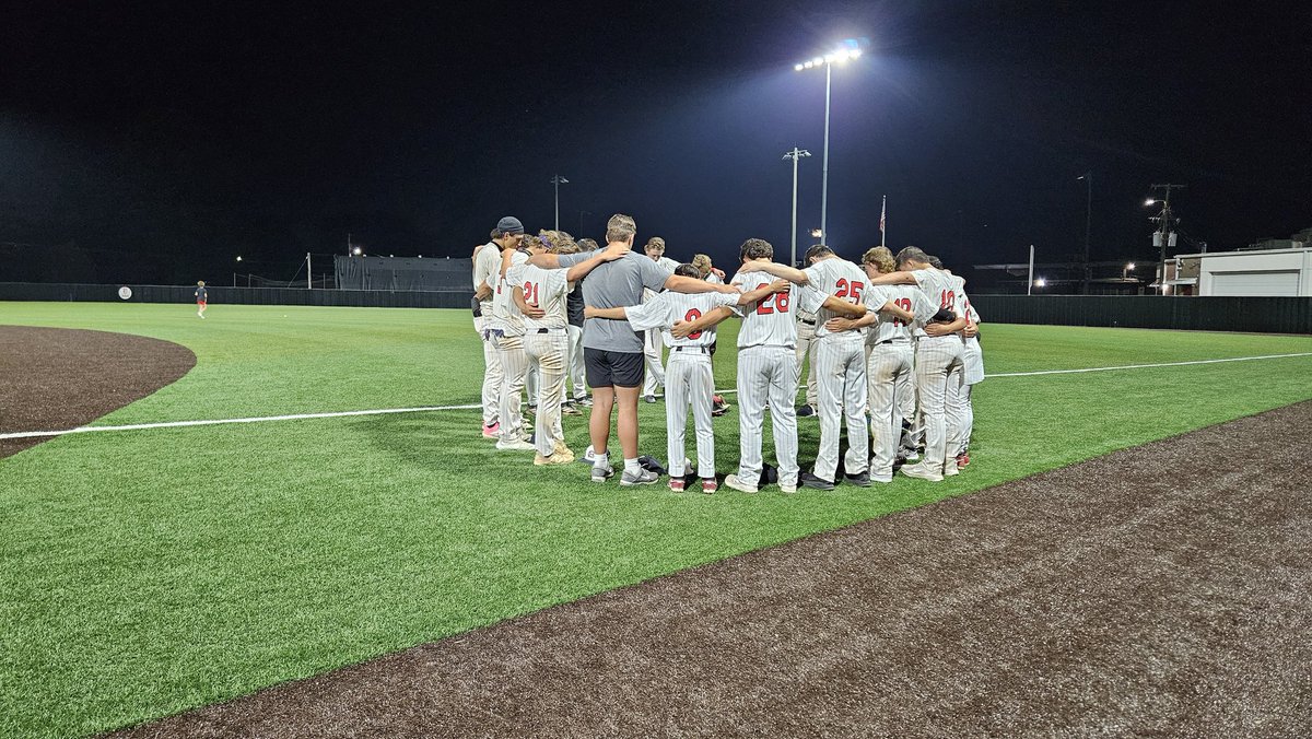 CarterRuth0's tweet photo. And thats a wrap ⚾️ https://t.co/8uQkP9rj1u