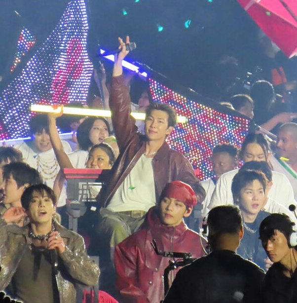 Ann²⁴⁴𝄢♮ tweet media